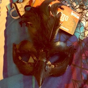 Blackbird Masquerade Mask